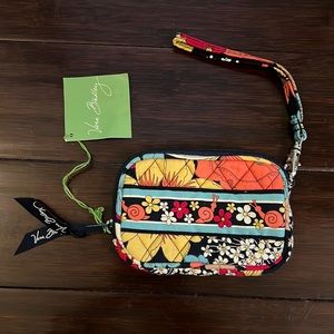 Zero Bradley “Tech Case” Happy Snails